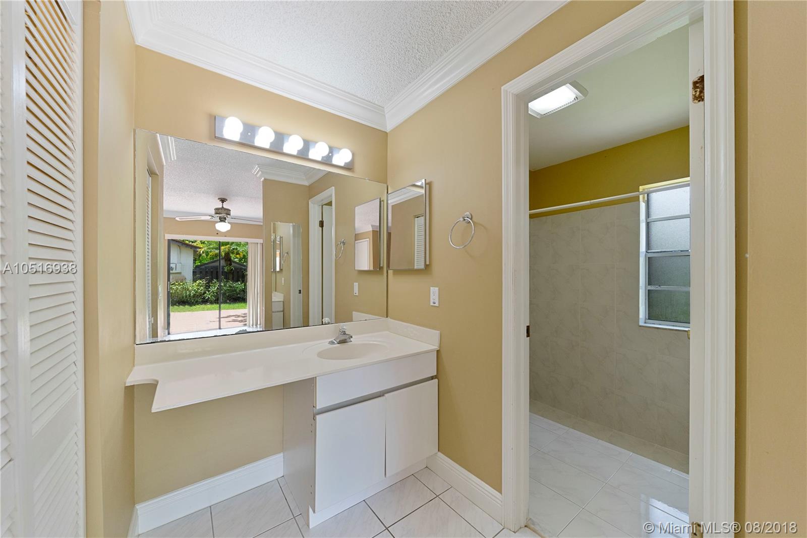 CROSSINGS PATIO HOMES SEC - Residential