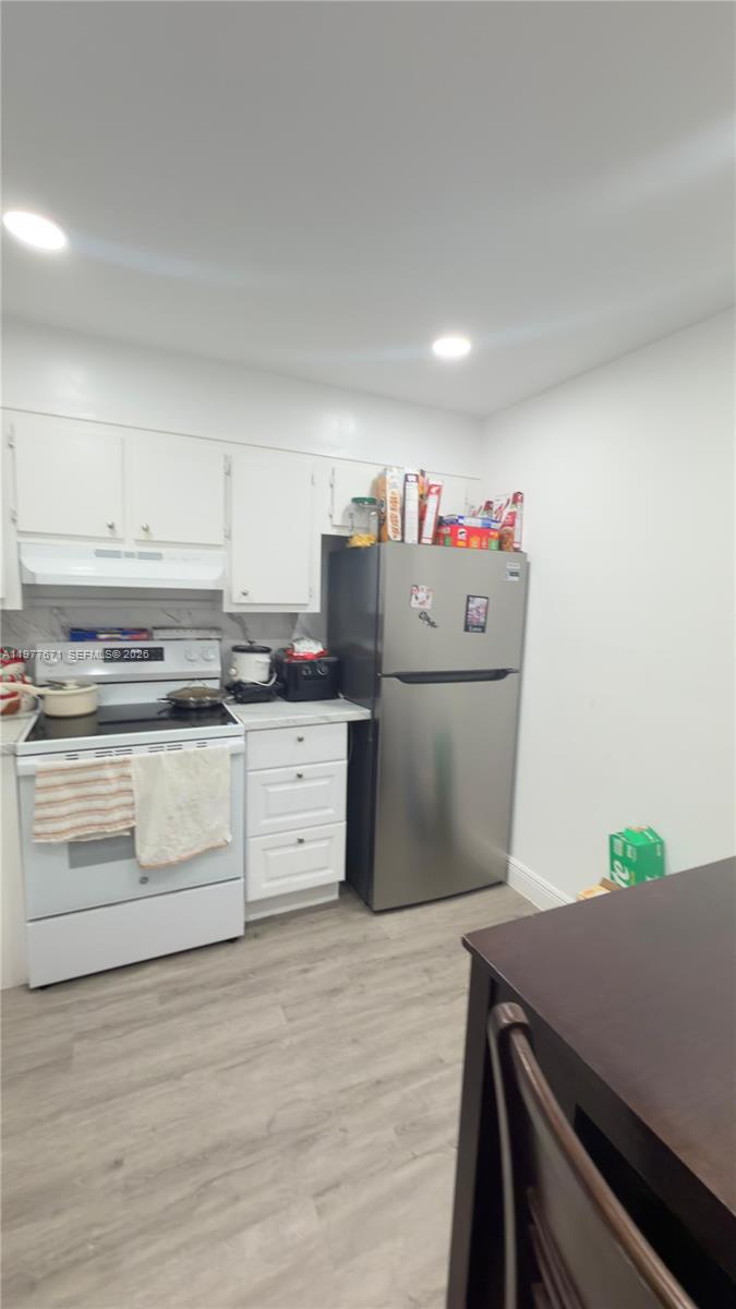 CAPRI GARDENS CONDO - Residential