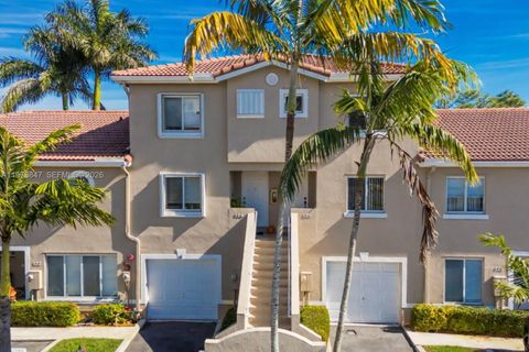 126 Riviera Cir 126 Weston FL 33326