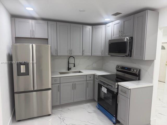 BEVERLY PARK - Residential