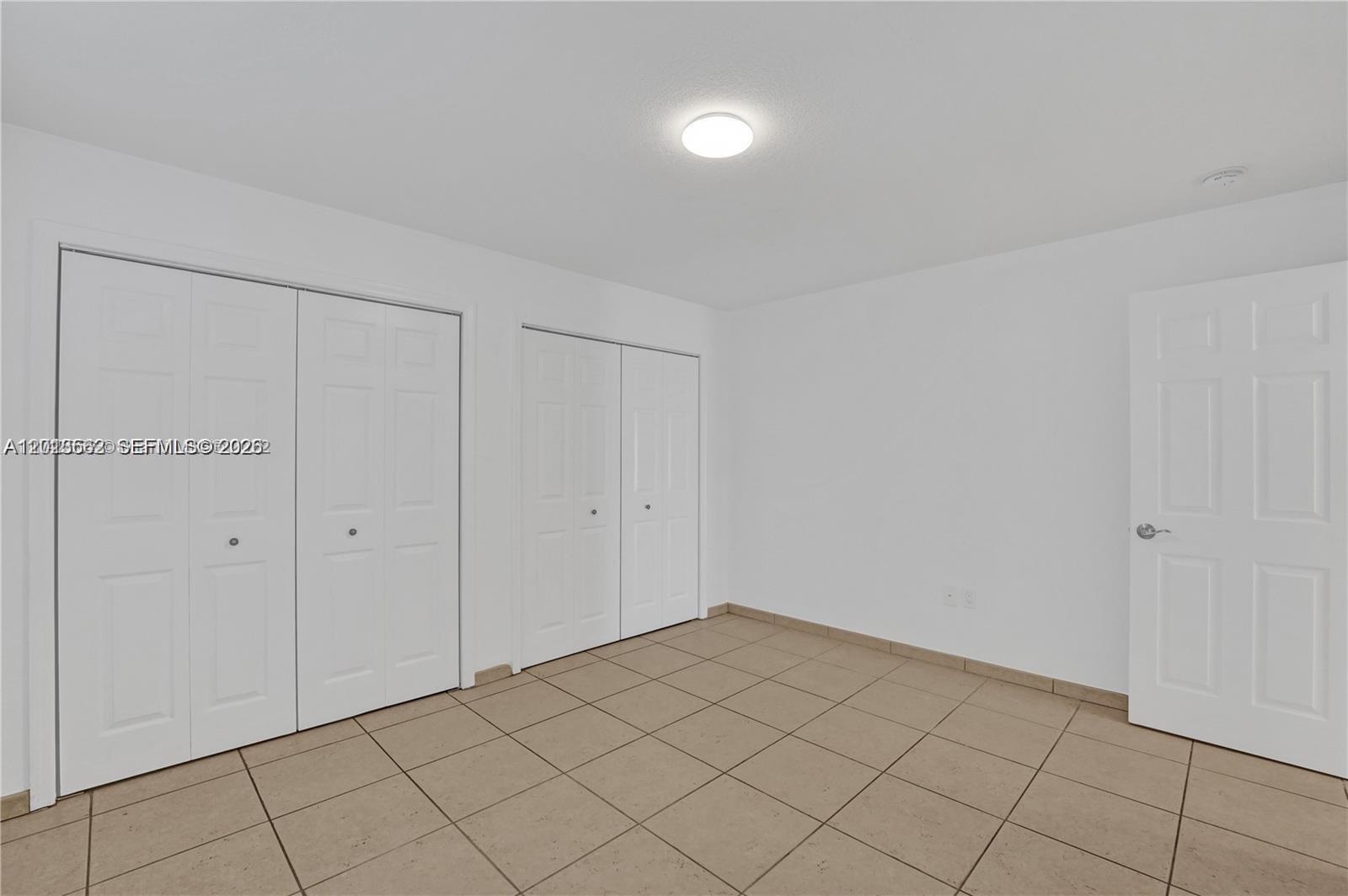GRAPELAND - Residential Lease