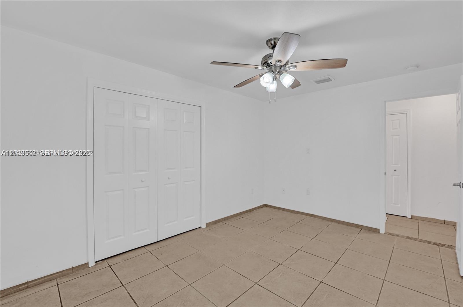 GRAPELAND - Residential Lease