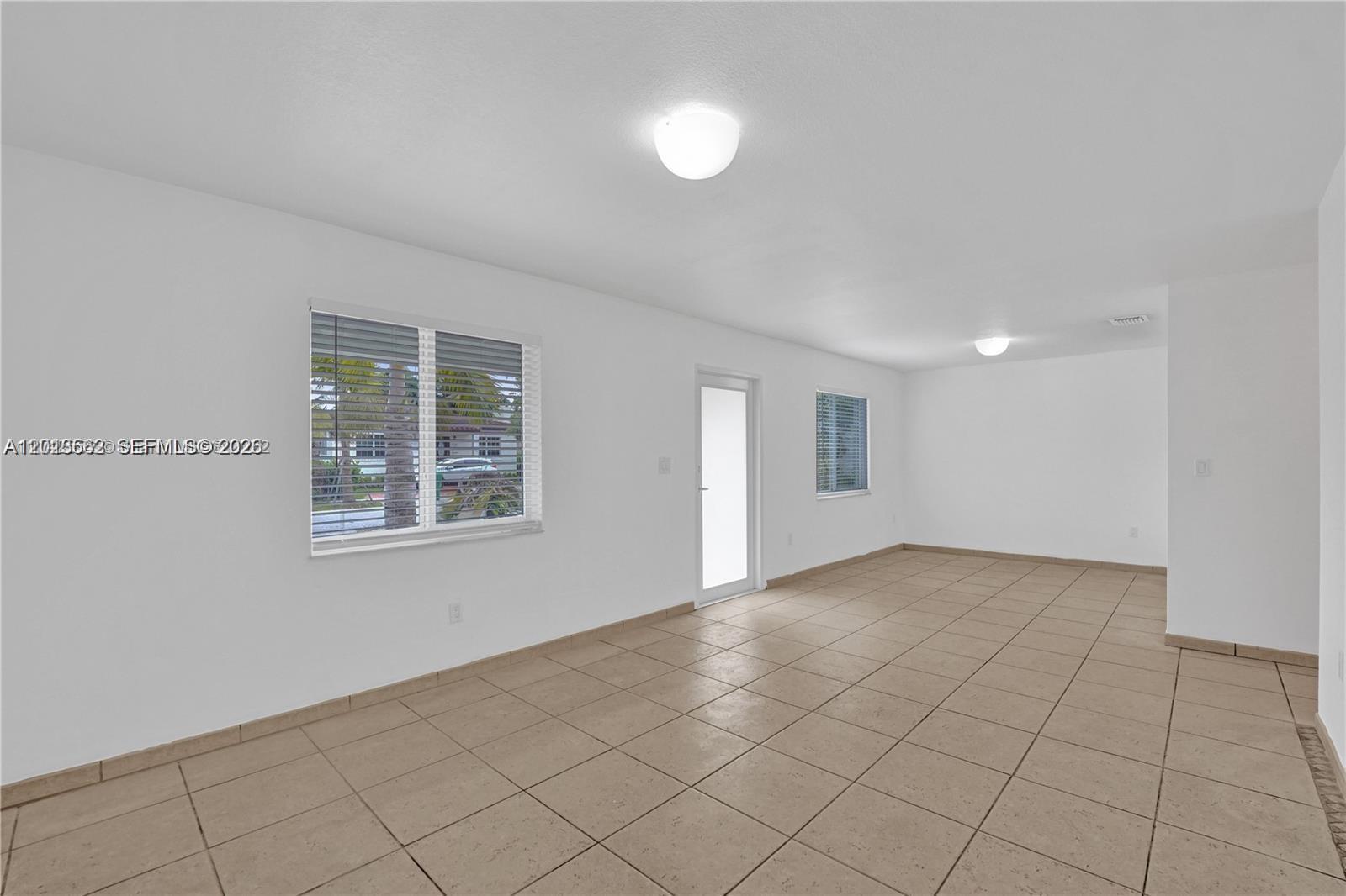 GRAPELAND - Residential Lease