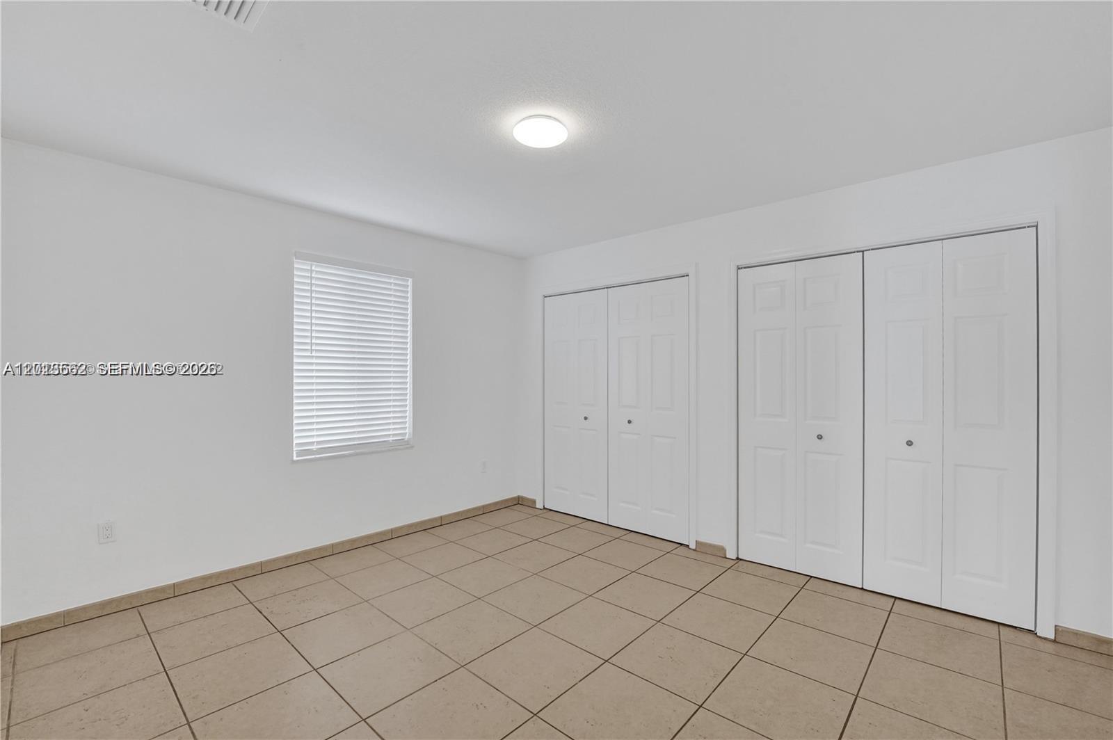 GRAPELAND - Residential Lease