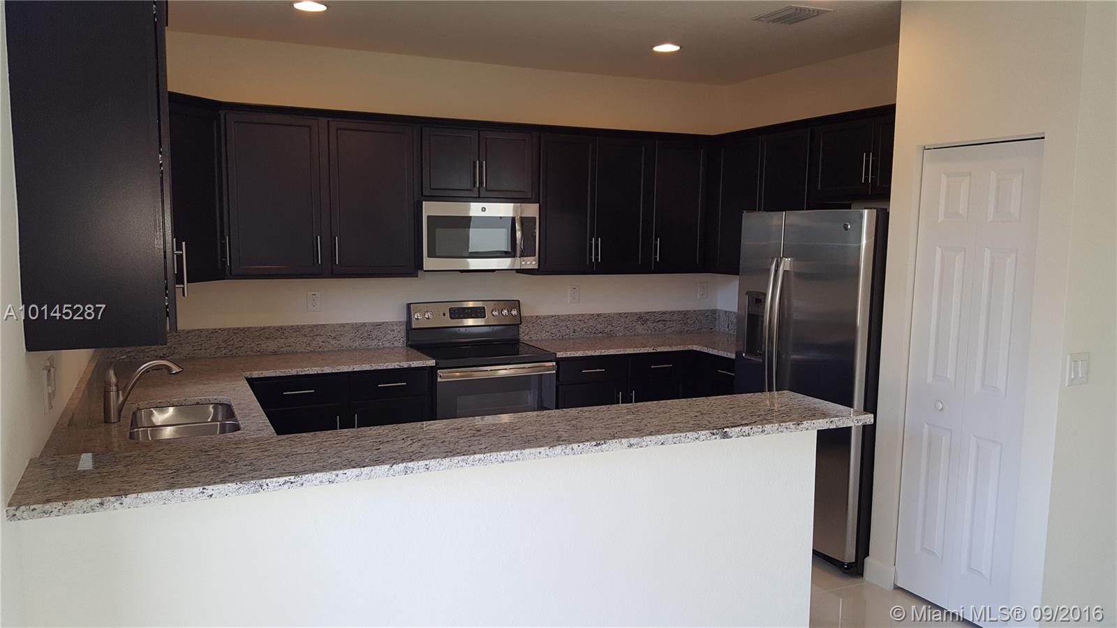 GRAND BAY NORTH - Residential Lease