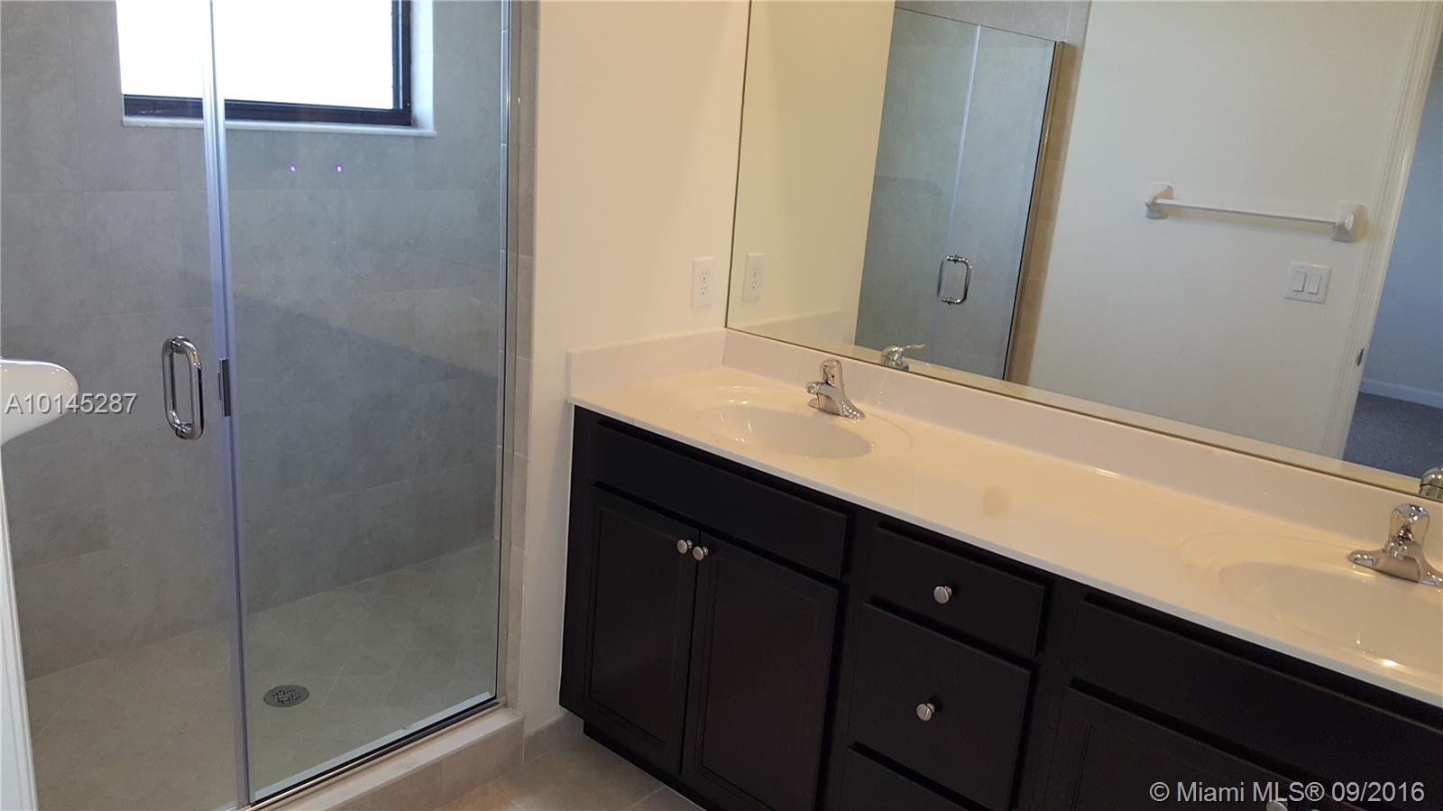 GRAND BAY NORTH - Residential Lease