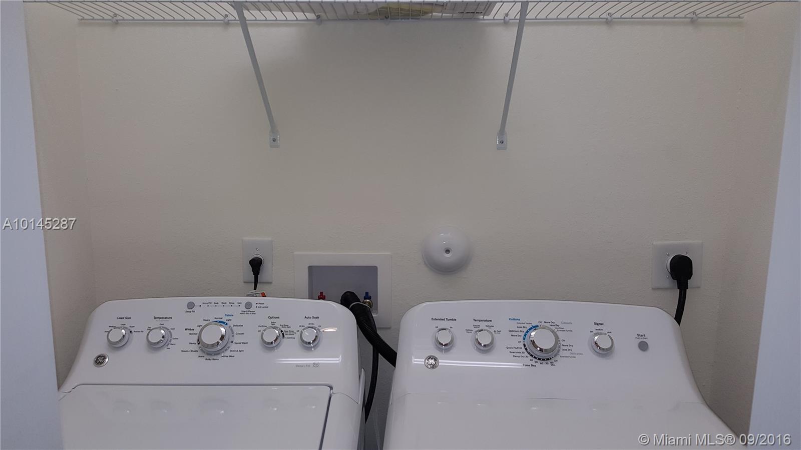 GRAND BAY NORTH - Residential Lease