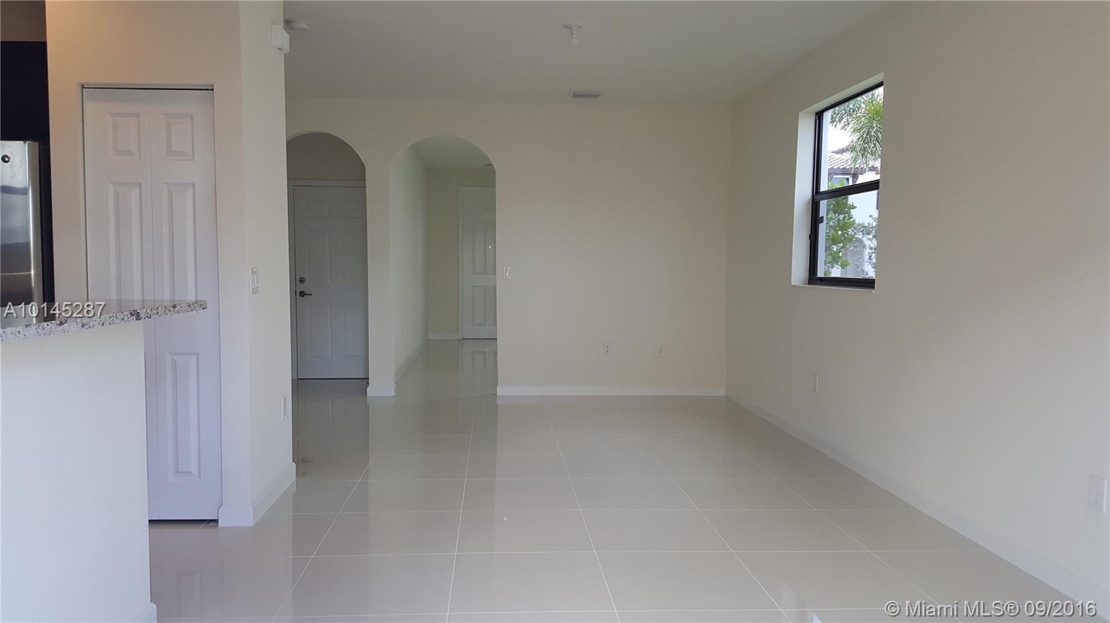 GRAND BAY NORTH - Residential Lease