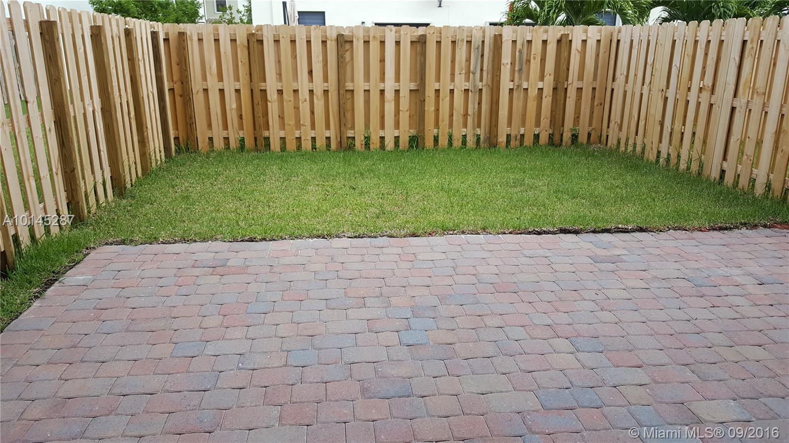 GRAND BAY NORTH - Residential Lease