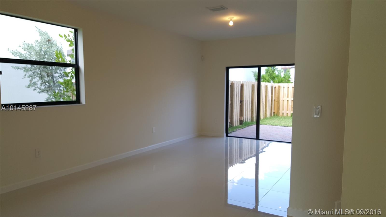 GRAND BAY NORTH - Residential Lease