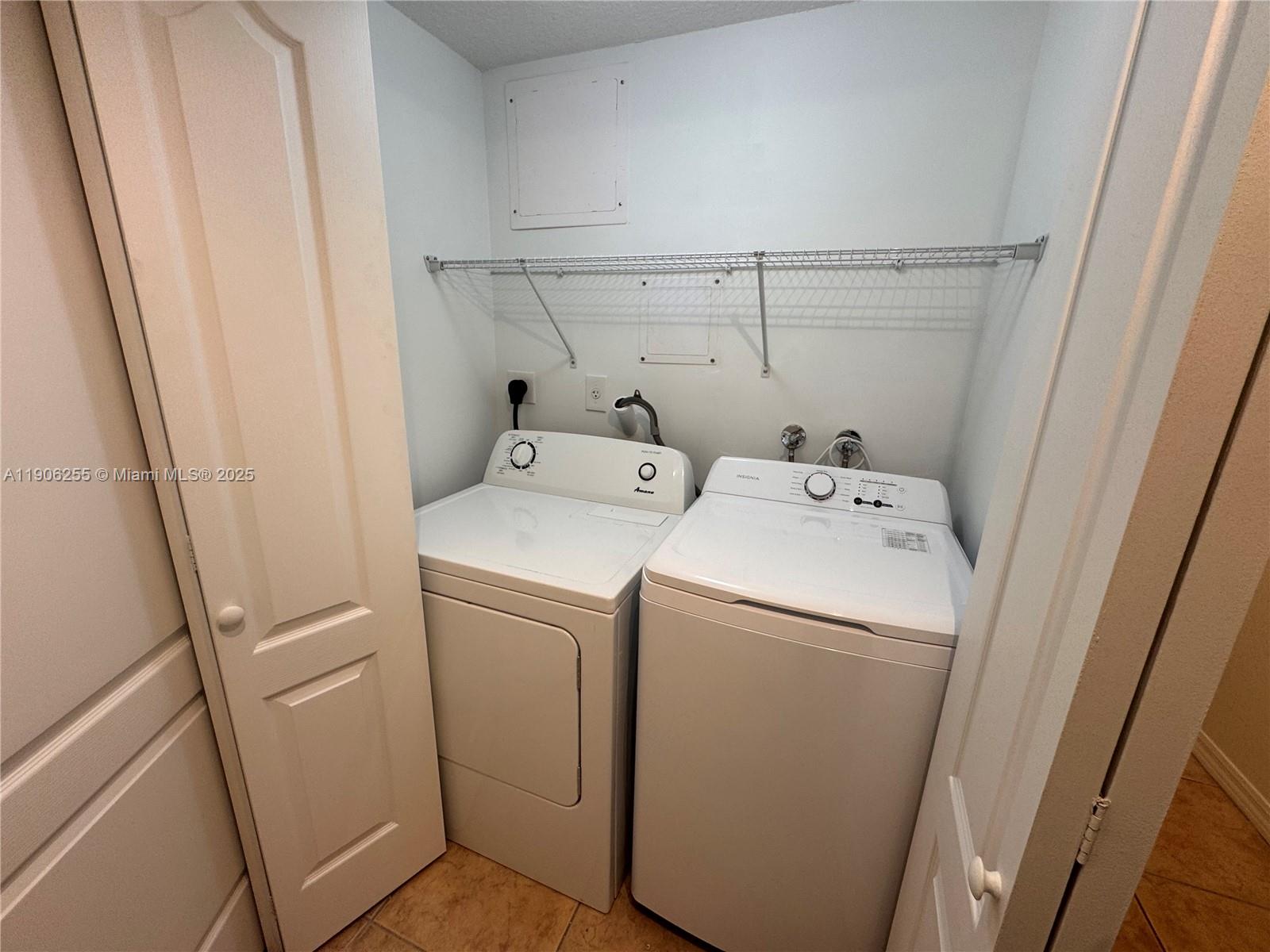 KEYSTONE COURTS CONDO - Residential Lease