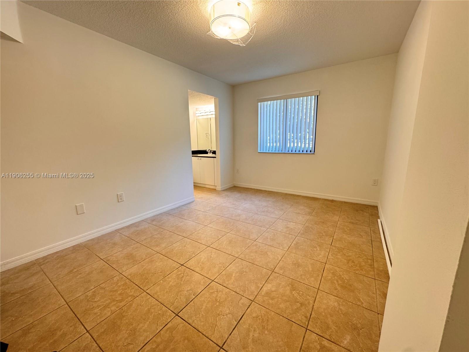 KEYSTONE COURTS CONDO - Residential Lease