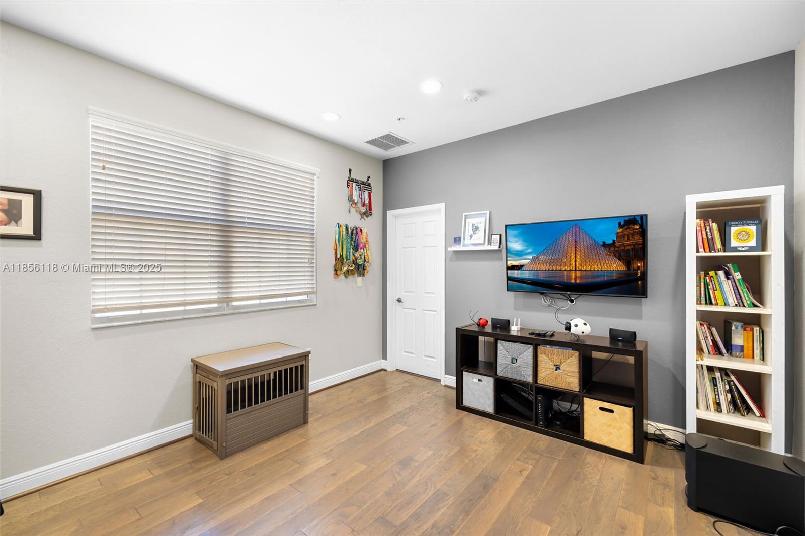 MEADOW PINES - Residential