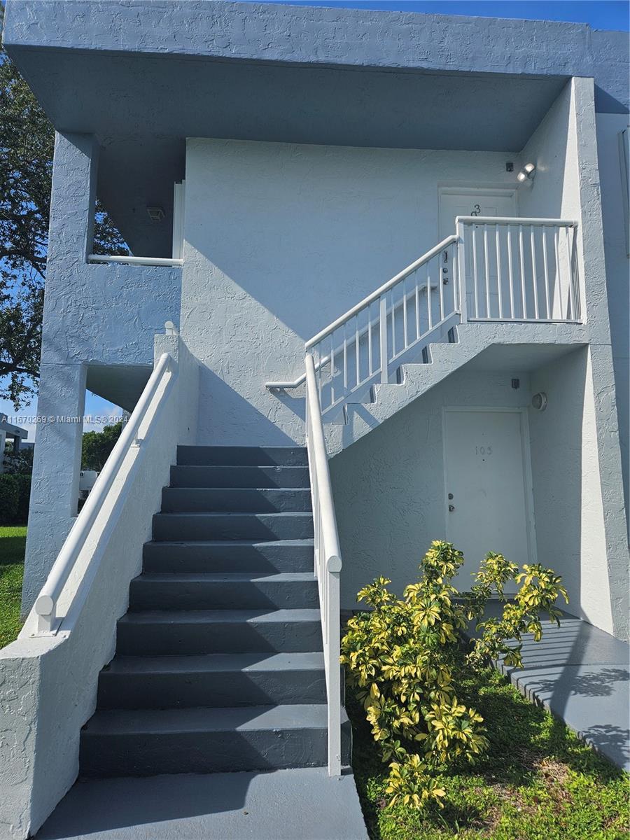 Discover a cozy 1-bedroom, 1-bathroom apartment in a prime location near top schools, shopping centers, restaurants, and more! This gated community offers peace of mind, and the apartment comes with in-unit washer and dryer for added convenience. Water is included in the monthly rent, and HOA approval is required (application fee applies).