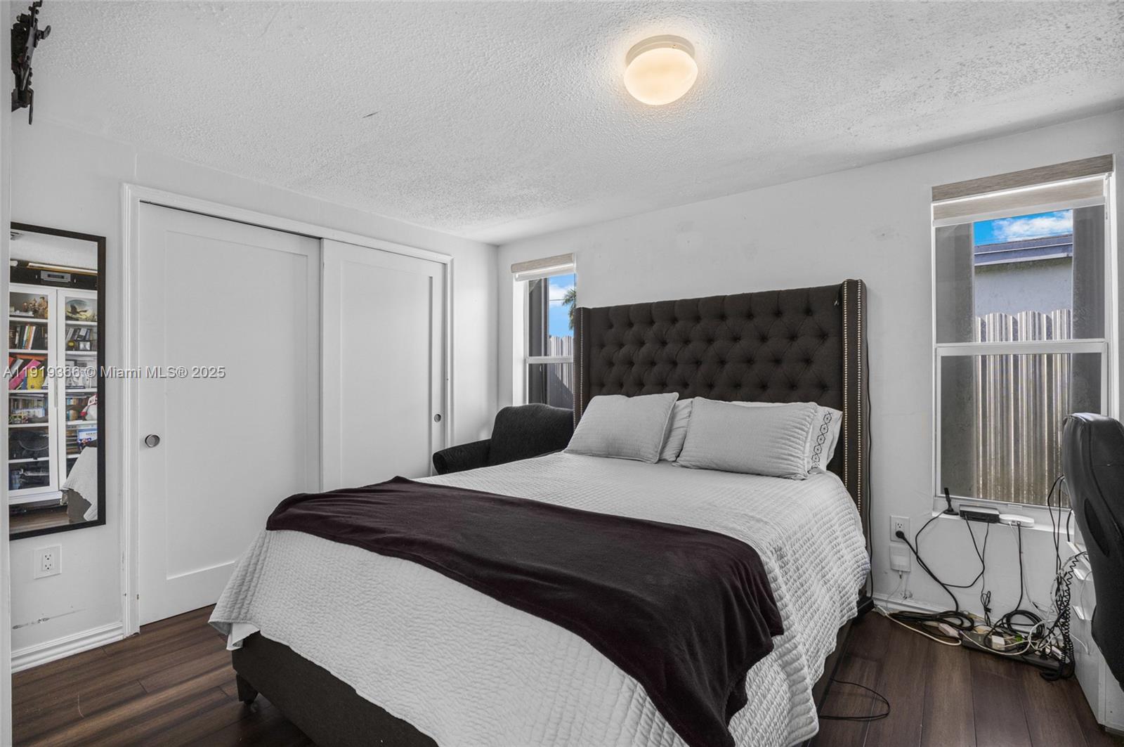 NEWPORT - Residential