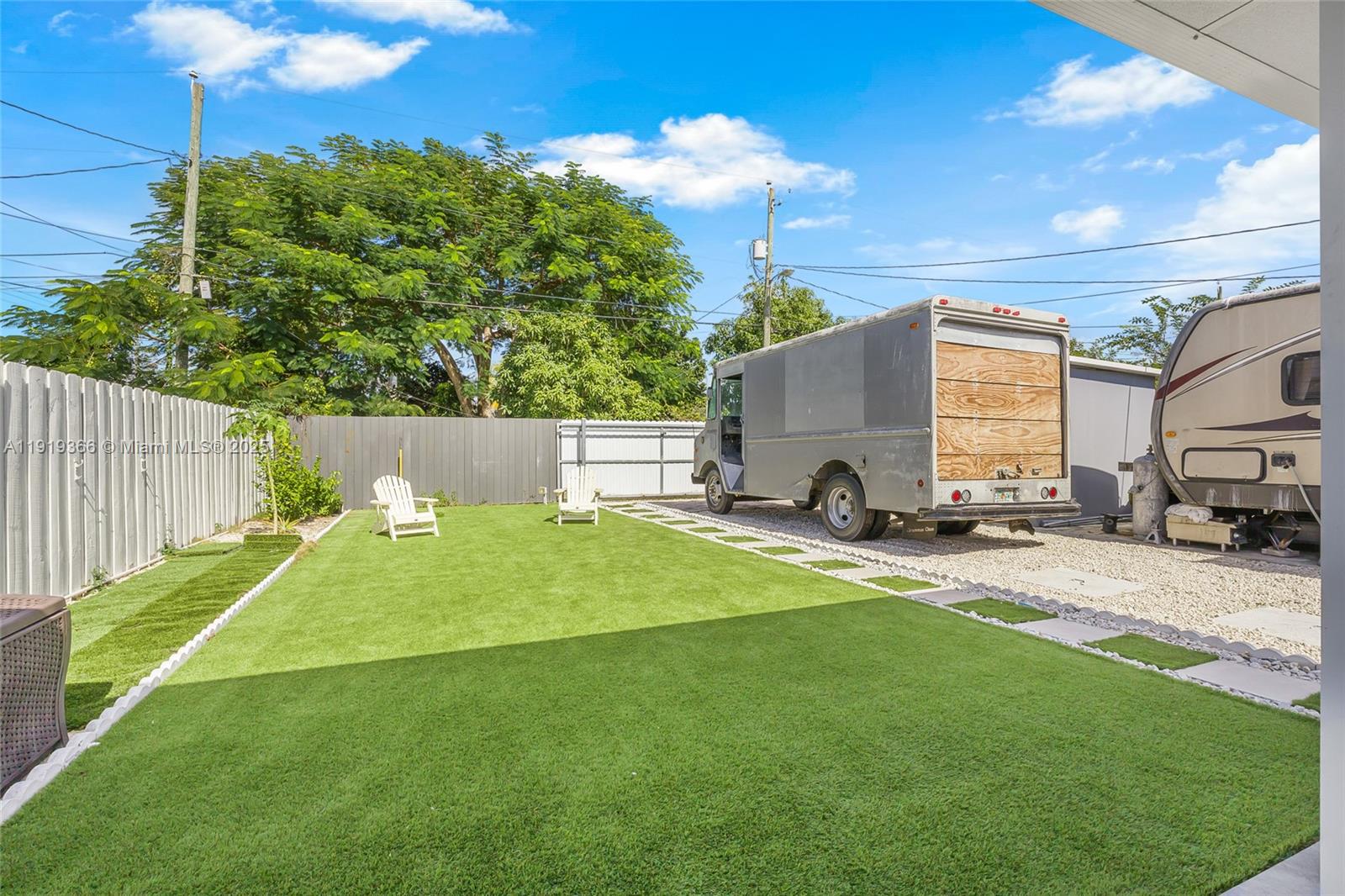 NEWPORT - Residential