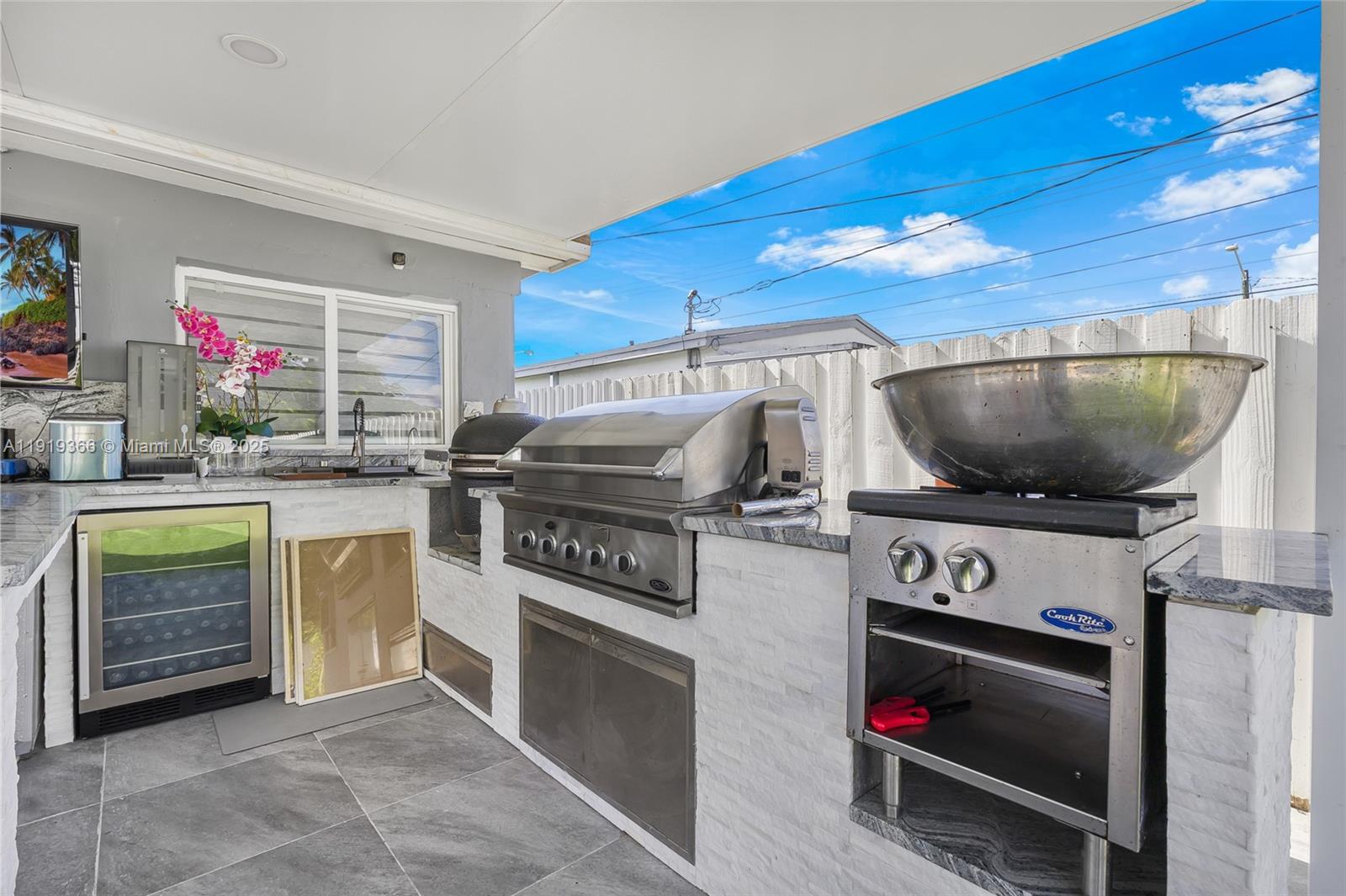 NEWPORT - Residential