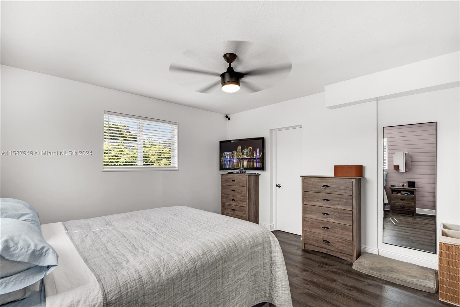 CORAL VILLAS REV - Residential