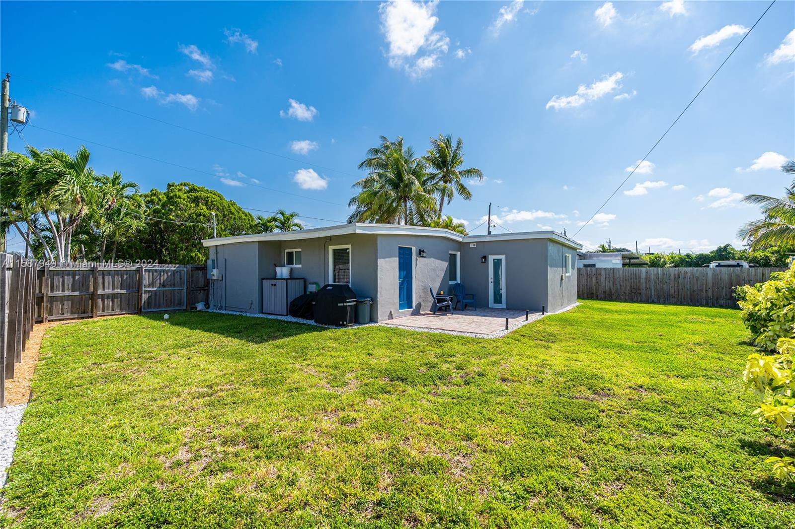 CORAL VILLAS REV - Residential