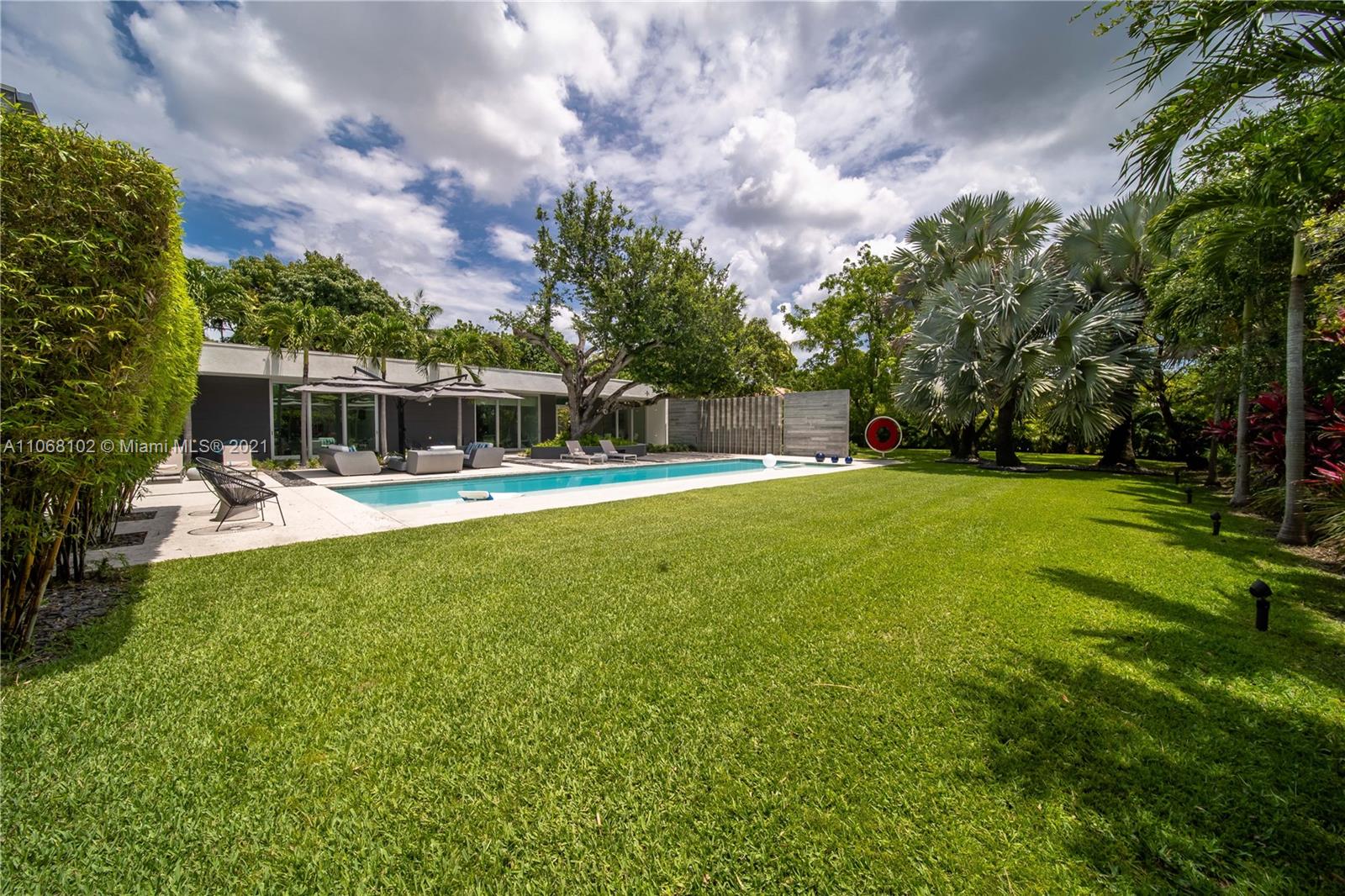 Pinecrest - Residential