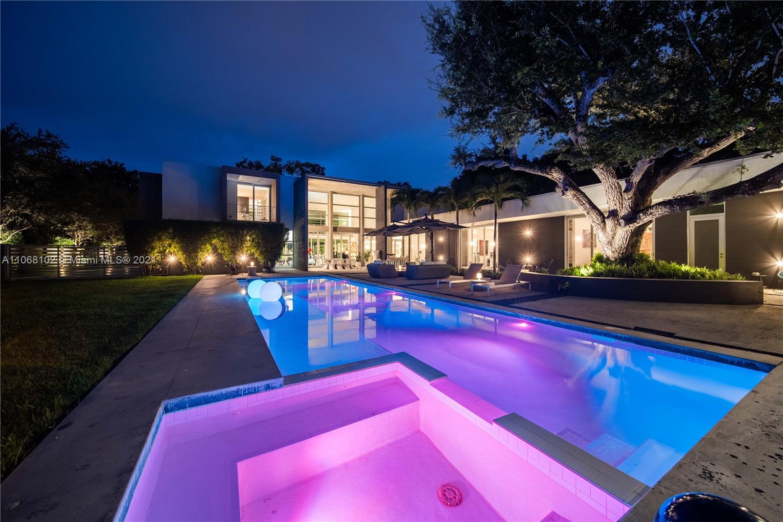 Pinecrest - Residential