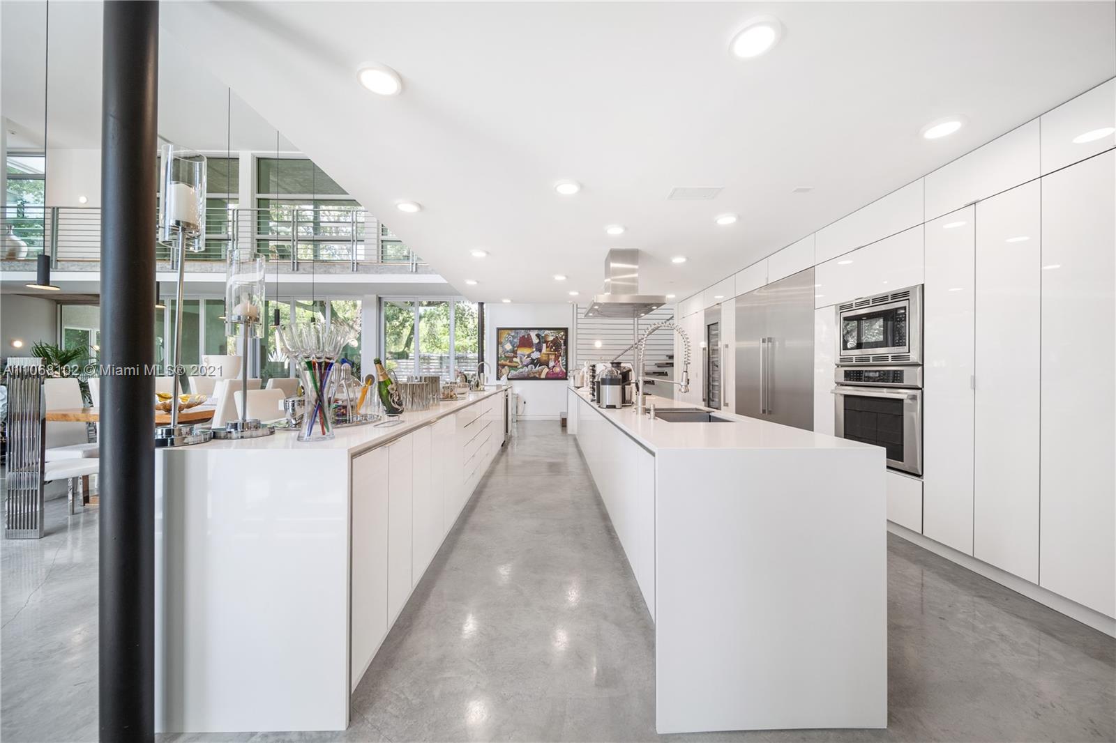 Pinecrest - Residential