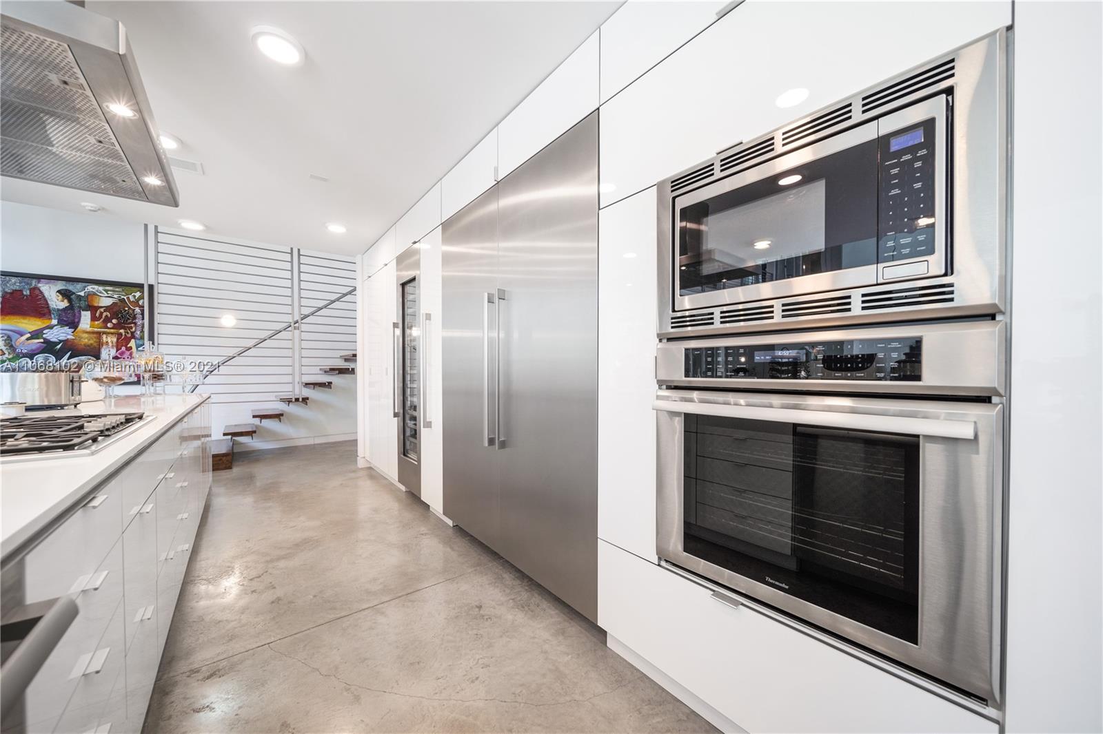 Pinecrest - Residential