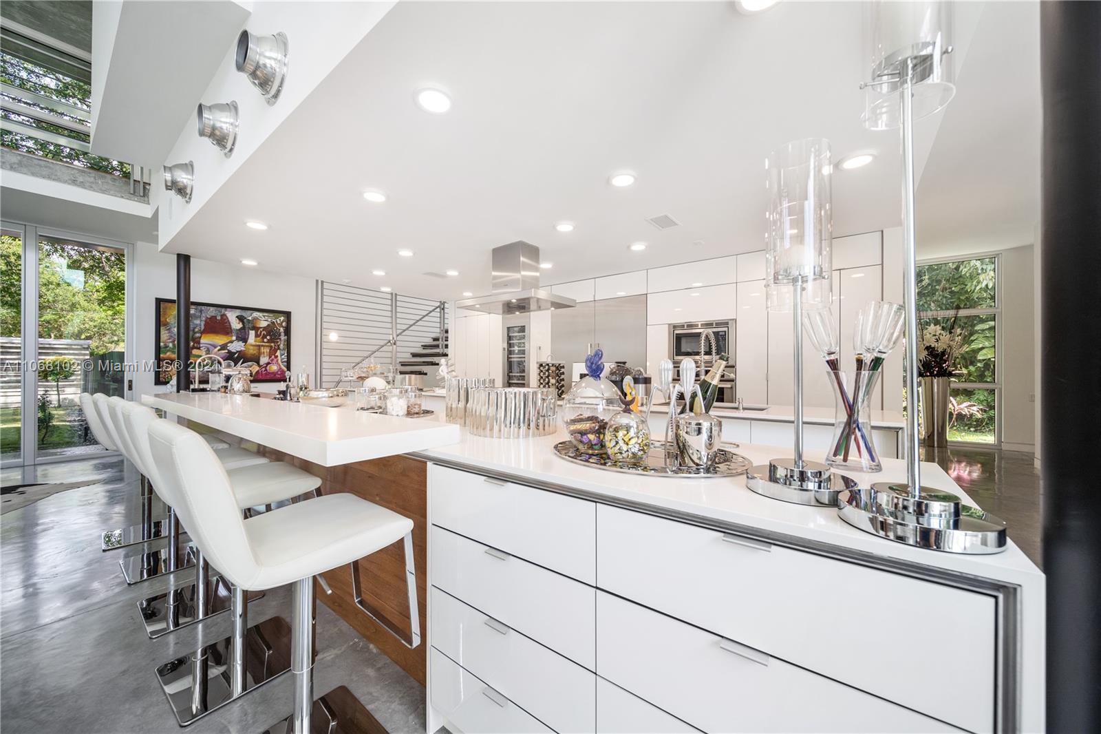 Pinecrest - Residential