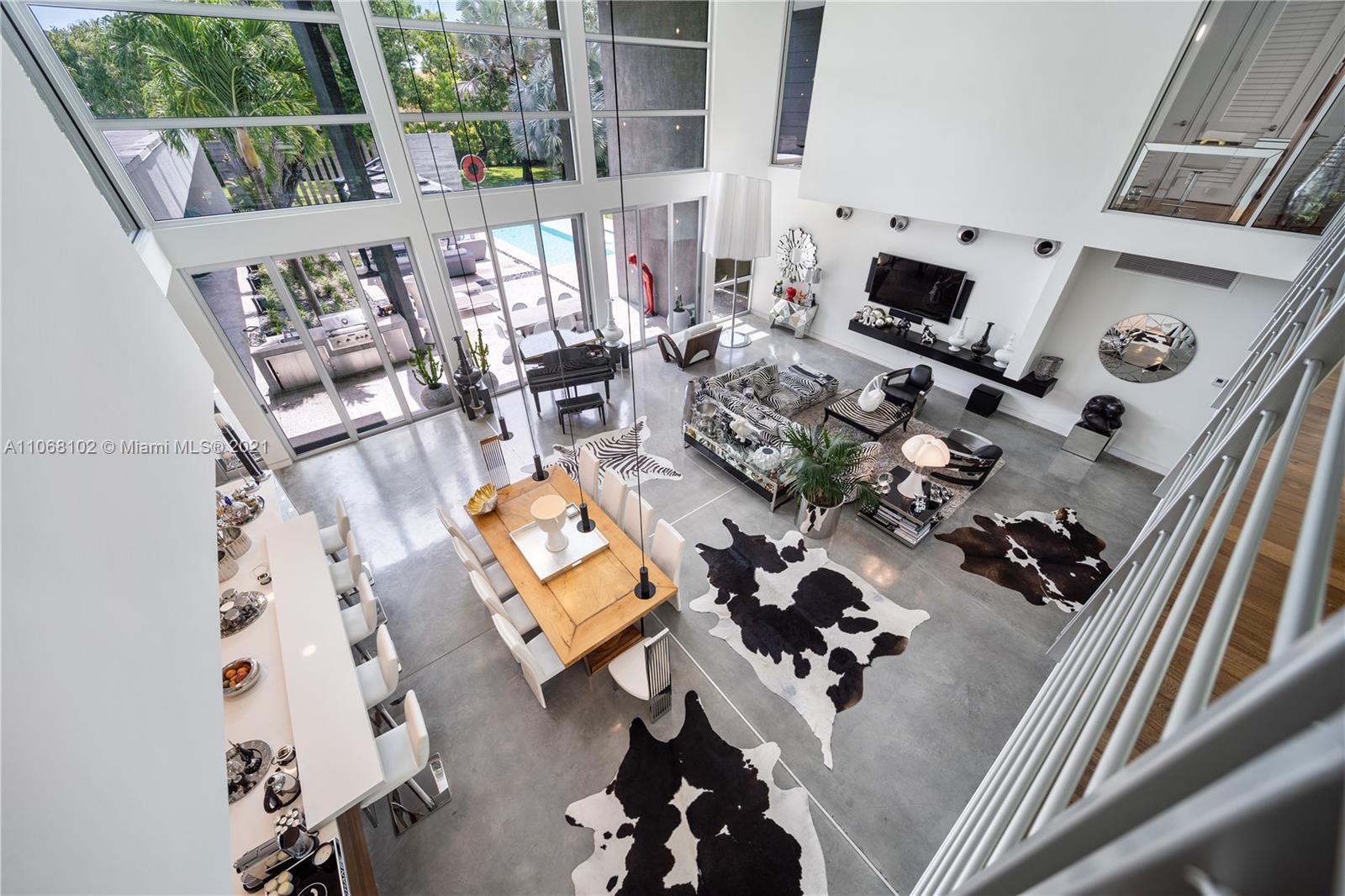 Pinecrest - Residential