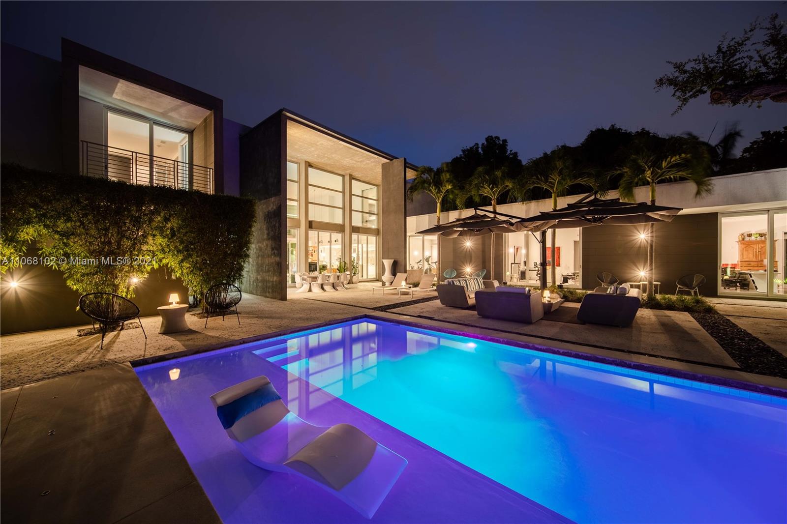 Pinecrest - Residential