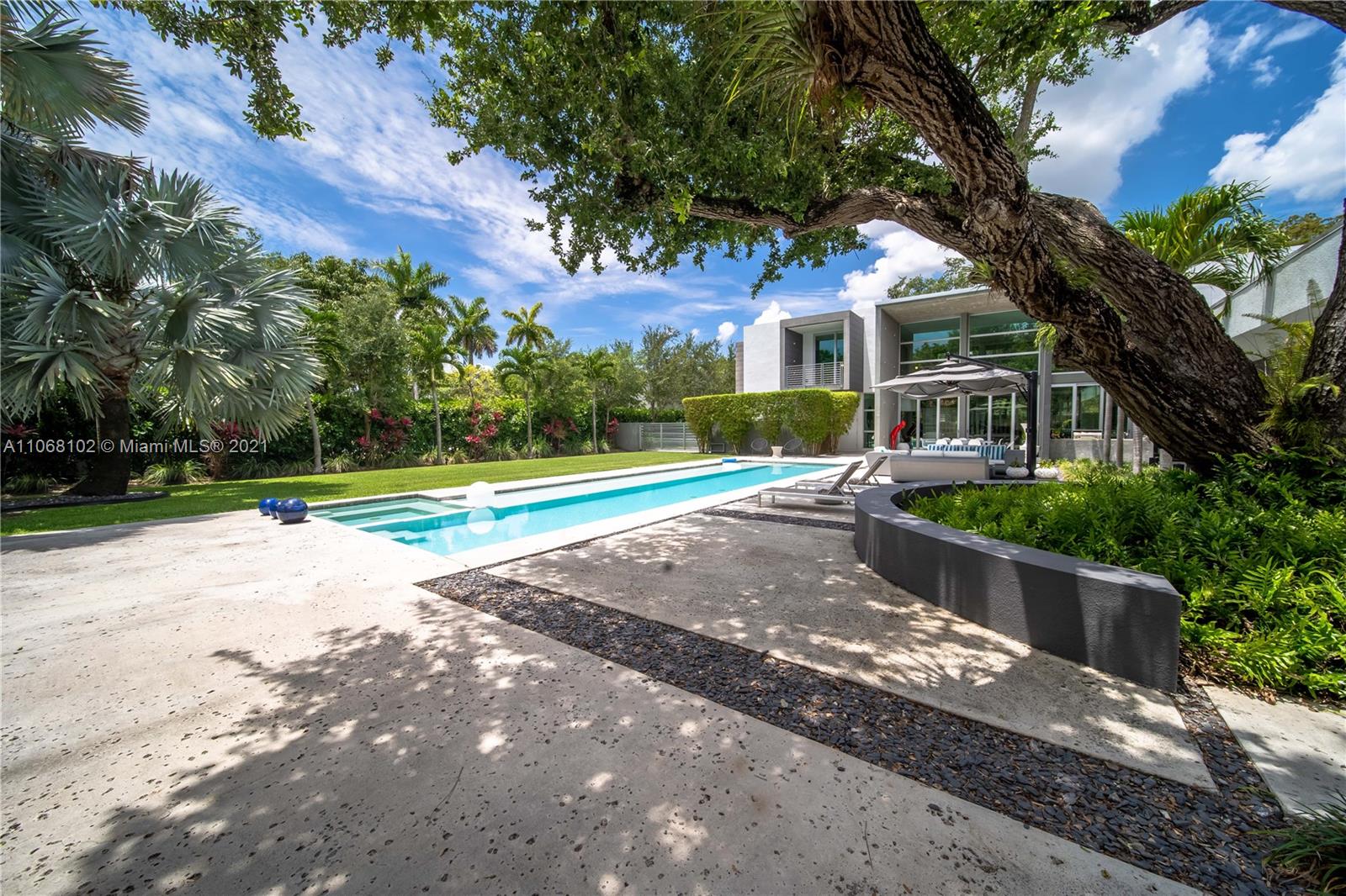 Pinecrest - Residential