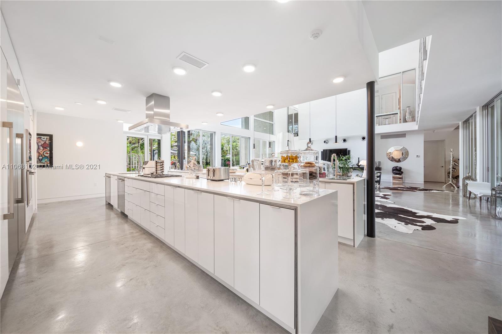 Pinecrest - Residential