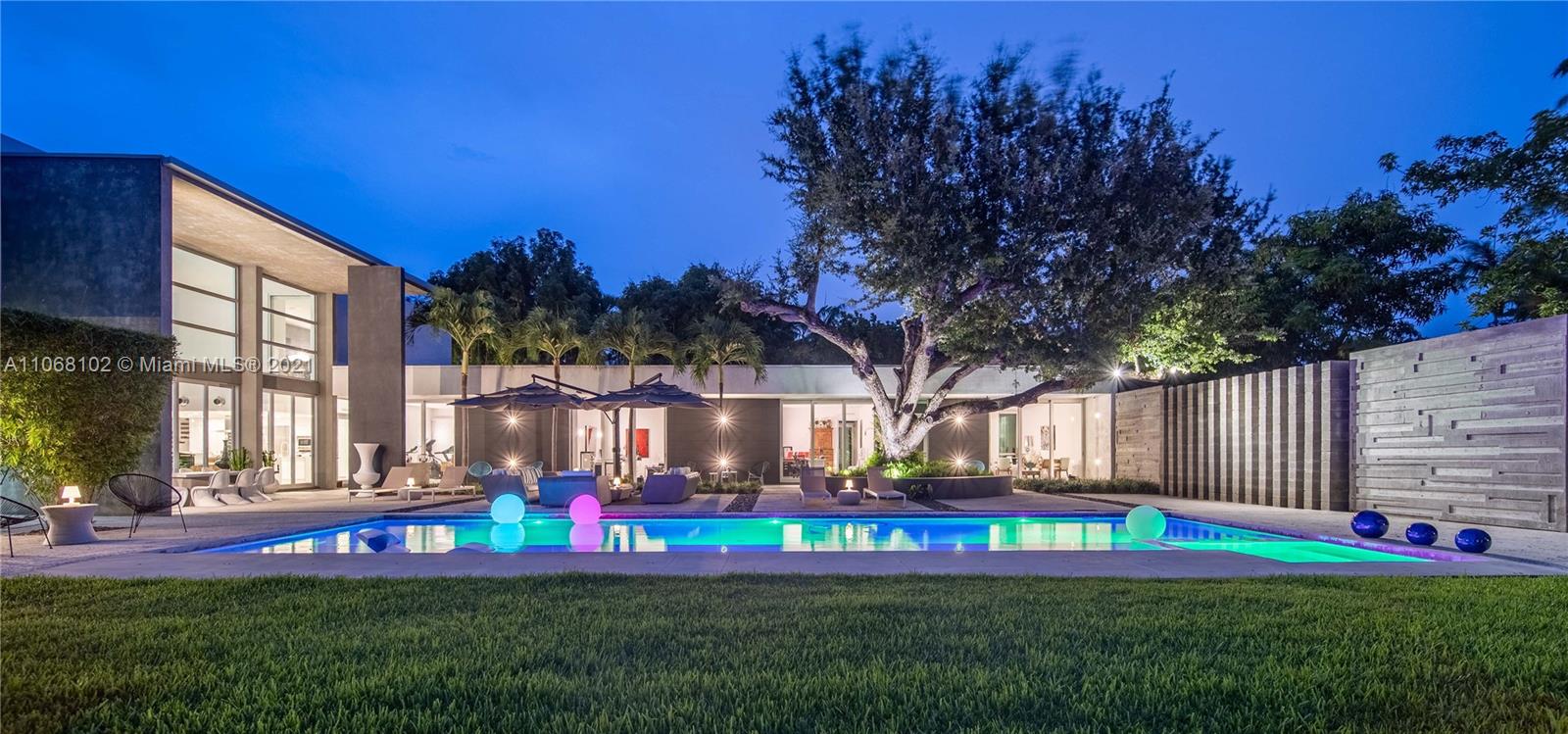 Pinecrest - Residential