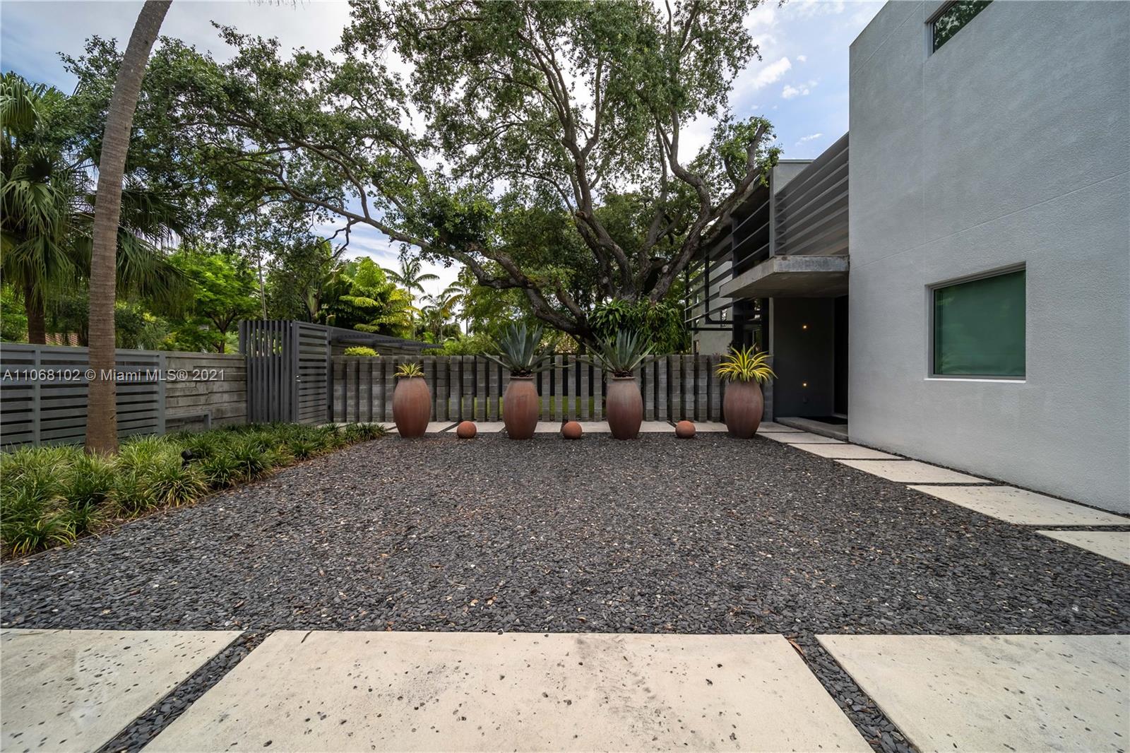 Pinecrest - Residential