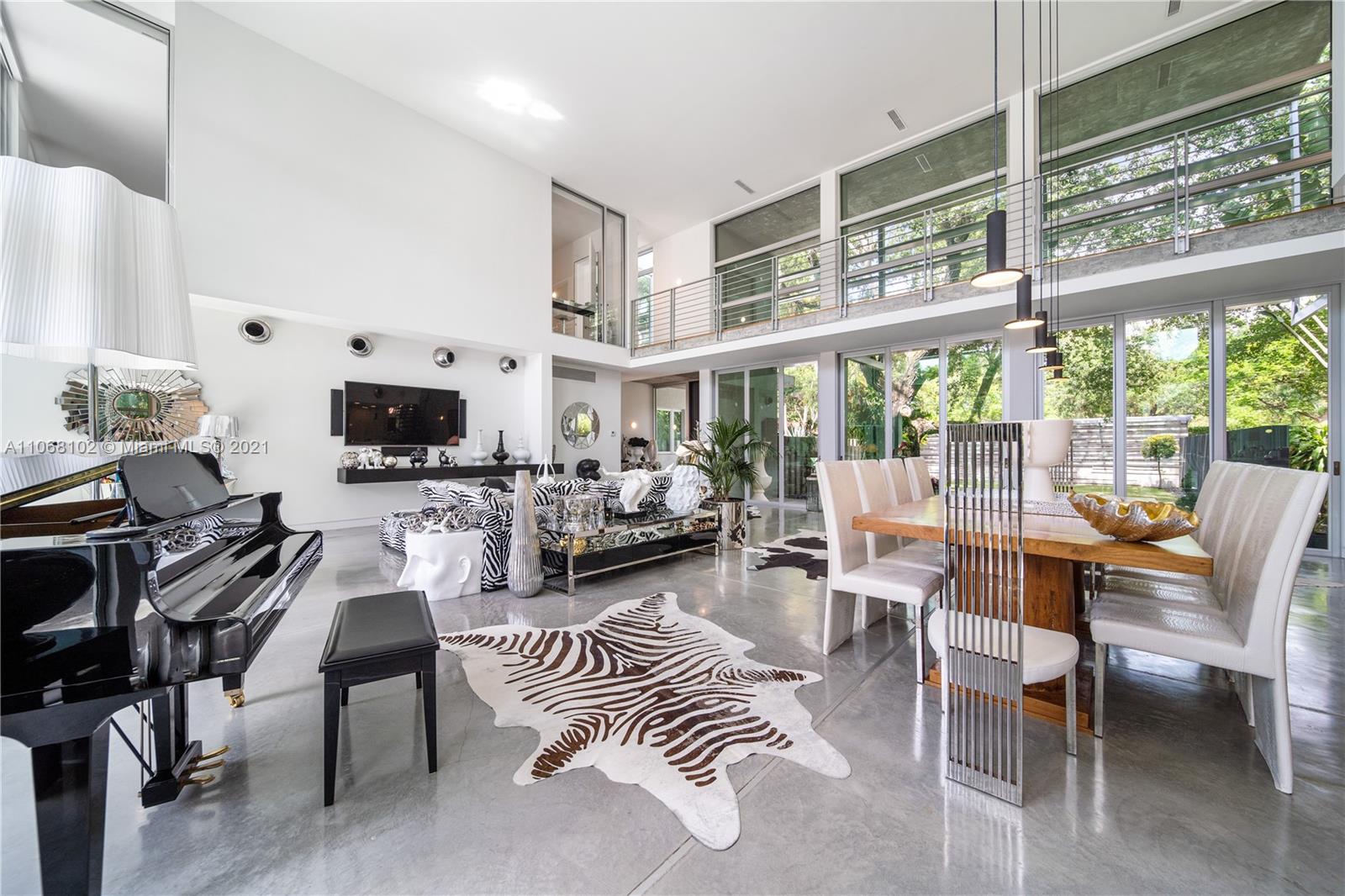 Pinecrest - Residential