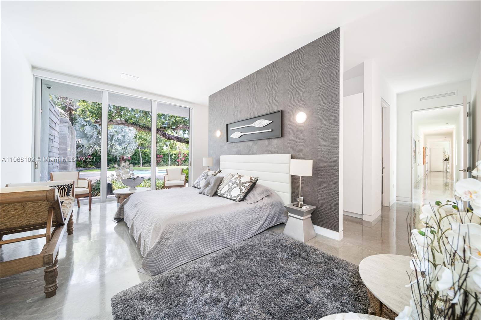 Pinecrest - Residential