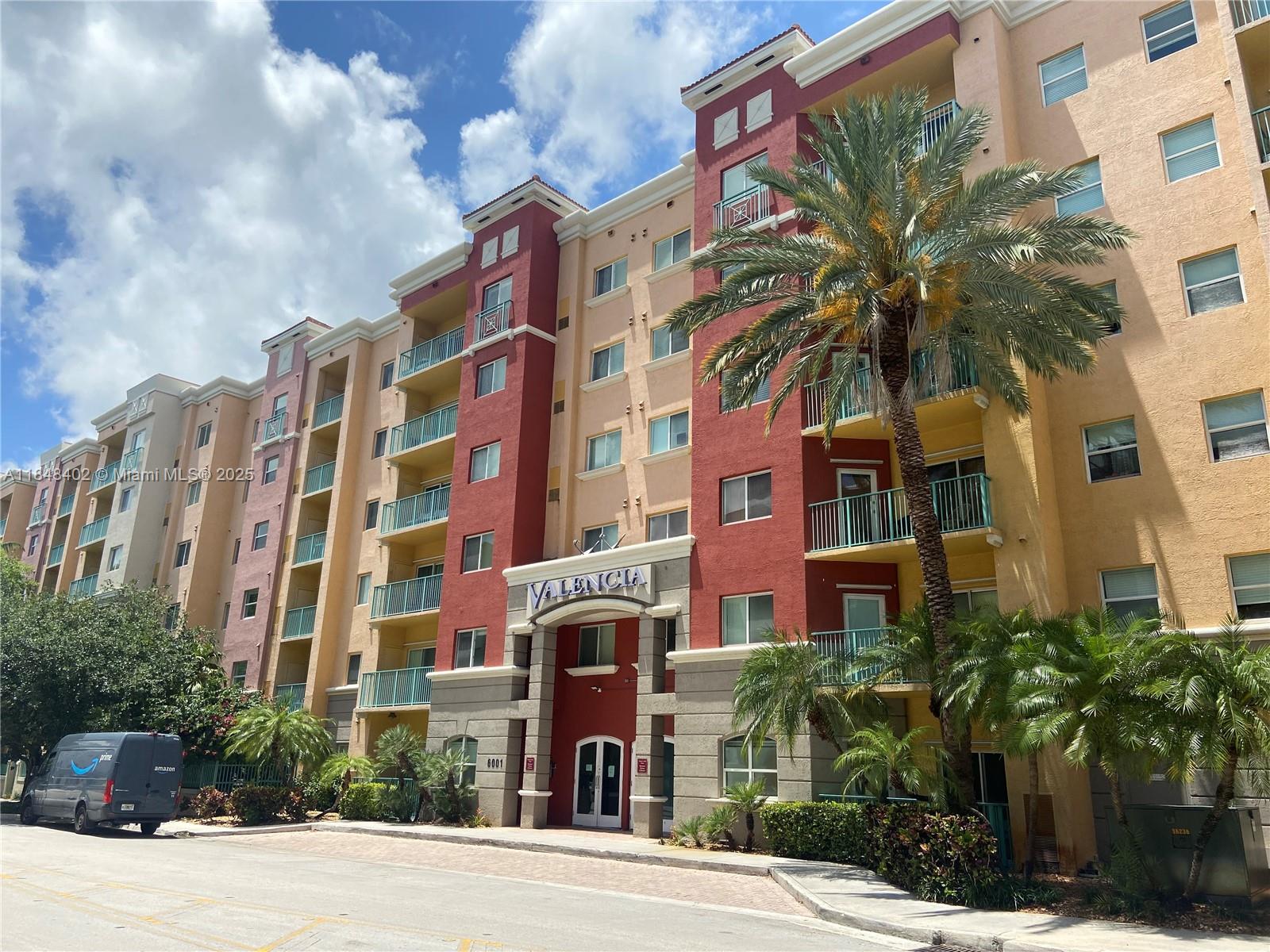 DIRECT POOL VIEW FROM THE BALCONY. beautiful 3 bedroom, 2 bath unit upgraded, granite in kitchen and baths, Stainless Steel appliances, Wood Flooring. 2 assigned parking spaces which is very convenient, on the third floor Partially furnished. The building offers a Club Room, Fitness Center, Pool Deck with Heated Swimming Pool, 24 hr security. walking distance to Sunset Place and Miami Metrorail as well as Miami University, Larkin Medical if you are a resident or professional partially furnished, furniture in living room, dining room and one bedroom