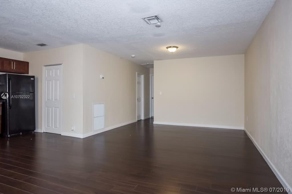 BOULEVARD HEIGHTS SEC 4 - Residential Lease