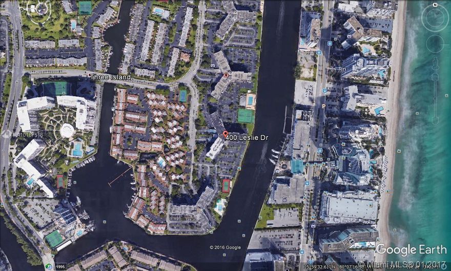 STUNNING PH apt w Intercostal, Ocean, Pool & Tennis Court Views.Watch the Yachts drift away from your balcony. New Samsung Stainless steal appliances to go w beautiful open kitchen. 24 x 24 porcelain tiles throughout the apt w marble flring in the 2 full bathrooms. Master bedroom is VERY spacious w its own very big walking closet. Must see! Walking distances to restaurants, shopping, bchs and so much more... CLOSING TO BE DONE BY FRANKLIN TITLE!