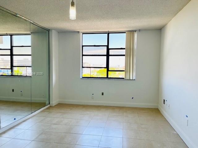 GREENWICH PH I CONDO - Residential