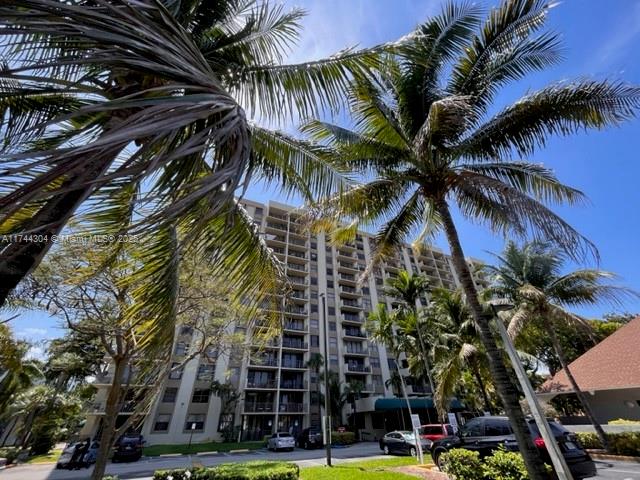 Property for Sale at 1470 Ne 123rd St A707, North Miami, Miami-Dade County, Florida - Bedrooms: 2 
Bathrooms: 2  - $261,000