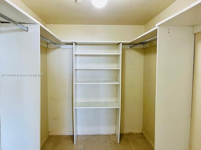 GREENWICH PH I CONDO - Residential