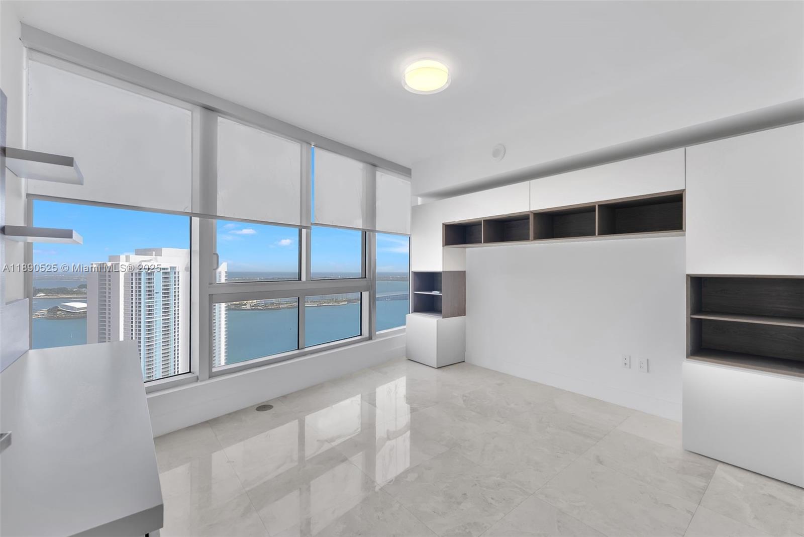 ICONBRICKELL CONDO NO 1 - Residential