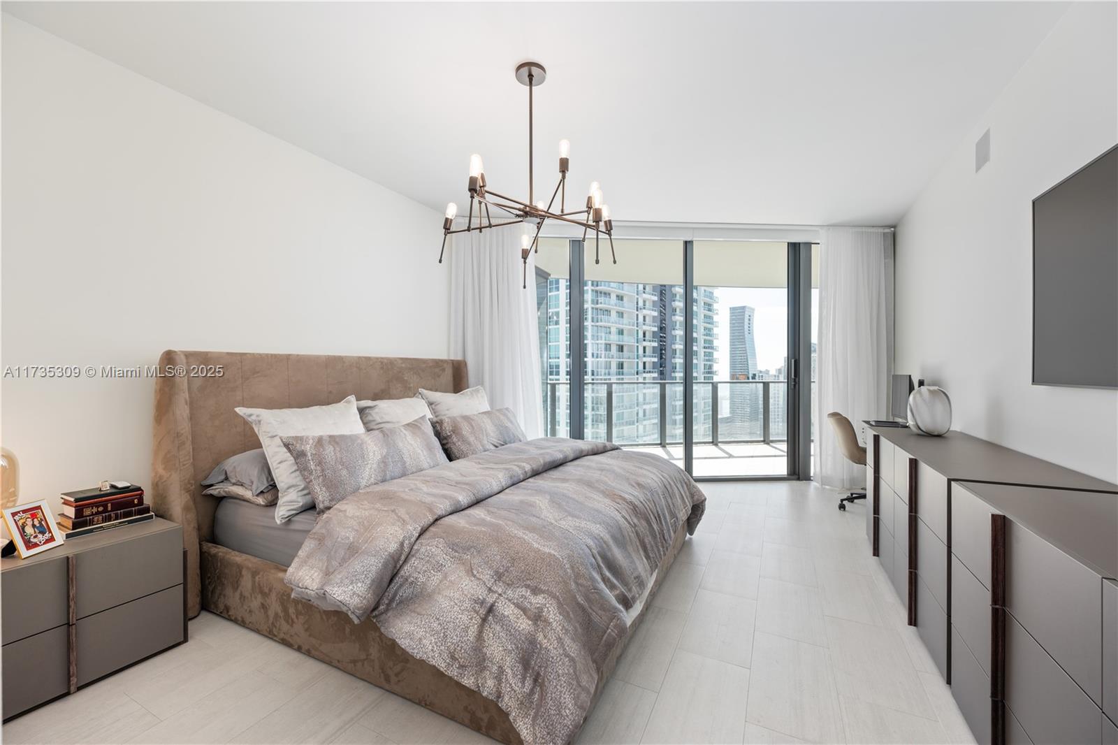 BRICKELL FLATIRON CONDO - Residential