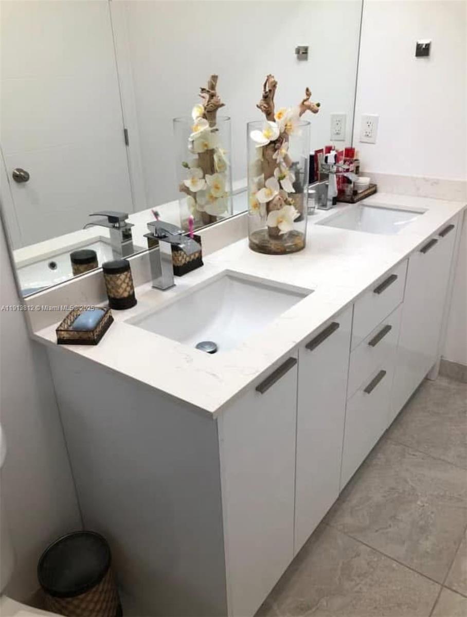 SILVER PALM PARK - Residential Lease