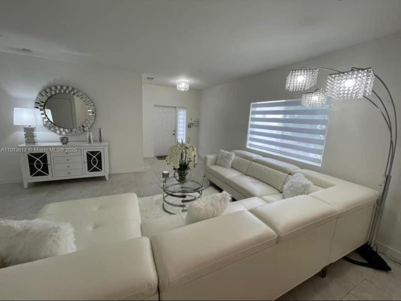 SILVER PALM PARK - Residential Lease