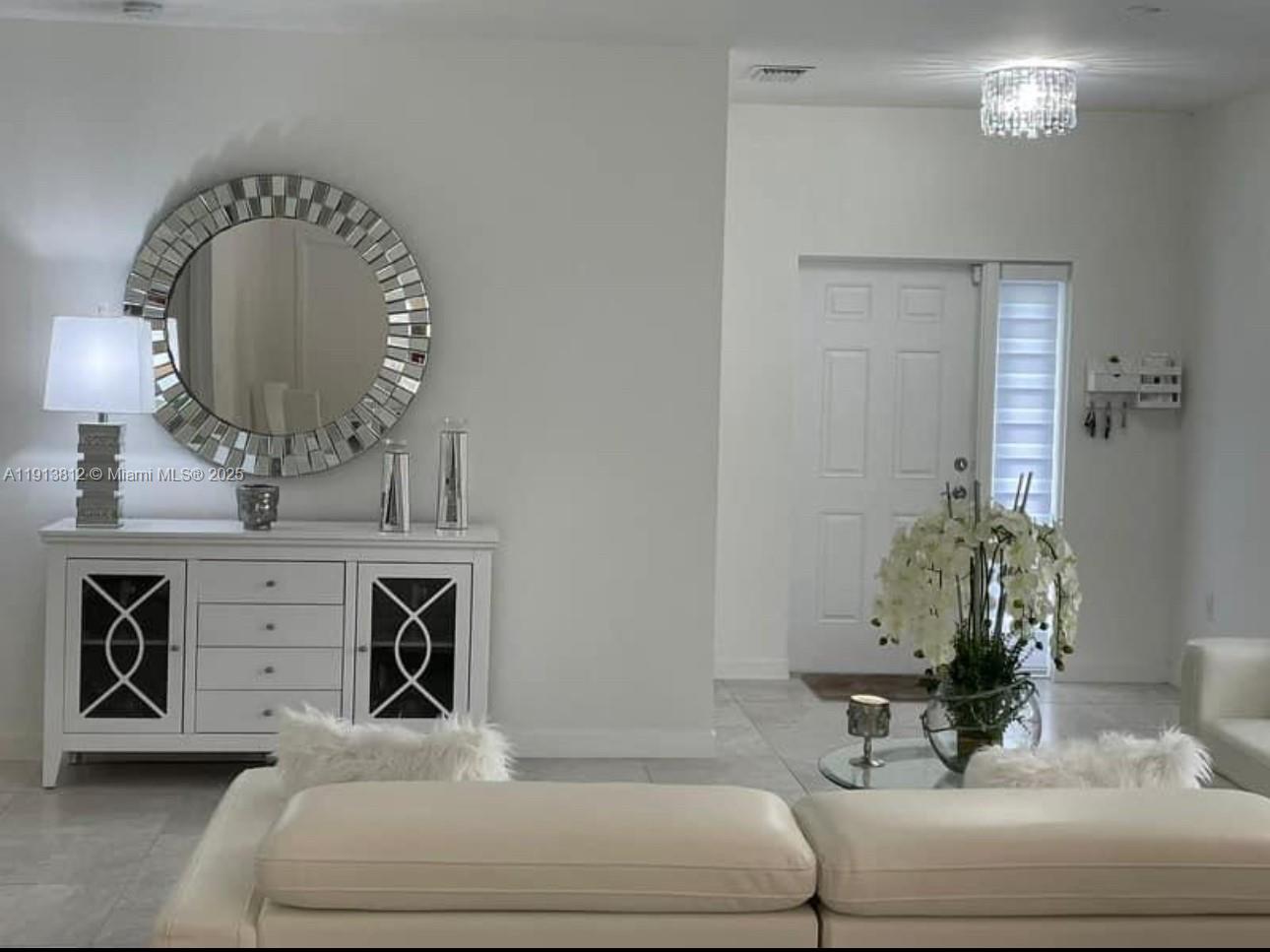 SILVER PALM PARK - Residential Lease