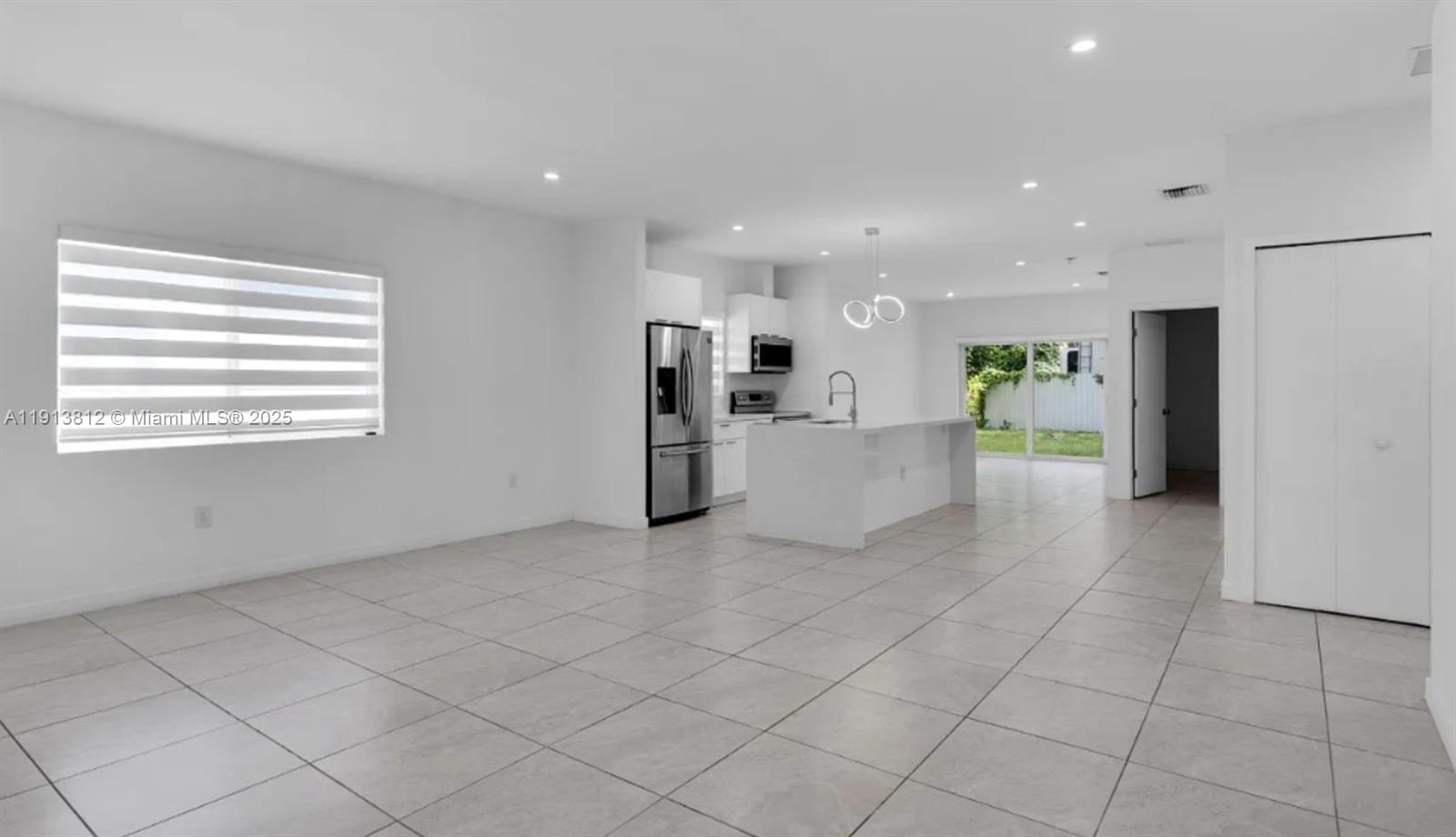 SILVER PALM PARK - Residential Lease