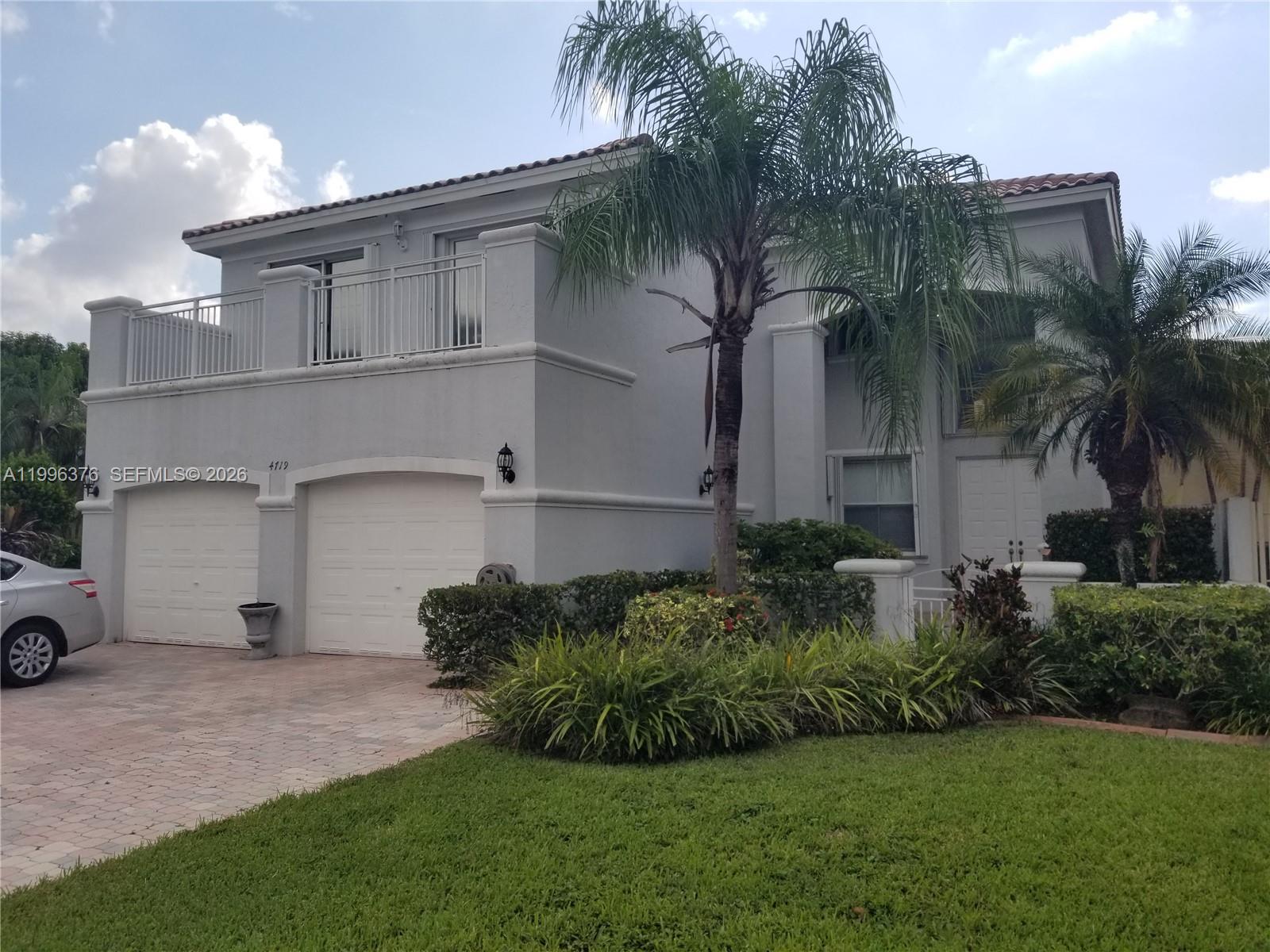 GOLDVUE ESTATES - Residential Lease