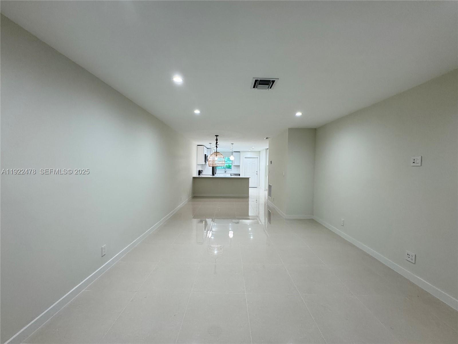 TROPIC ISLE 2ND SEC - Residential Lease